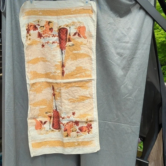 Vintage Tea  Towel - Picture 1 of 5